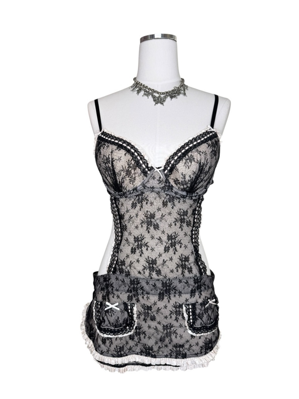 Y2K Victoria’s Secret Black + Cream Lace Ruffle Bow Apron Lingerie Bra Size 36C